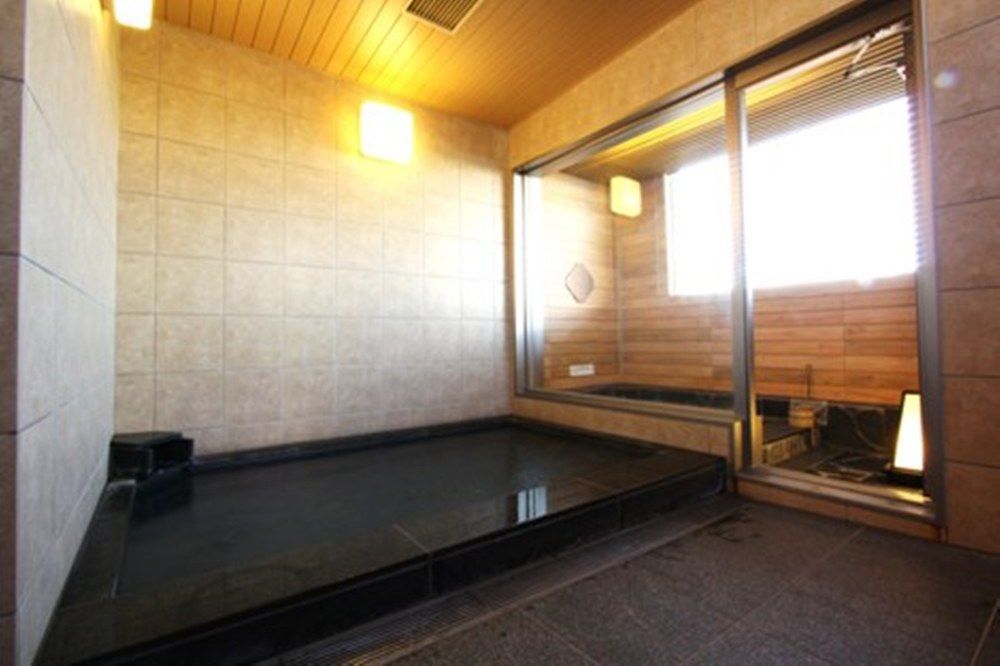 Apa Hotel Tsubame-Sanjo Ekimae מראה חיצוני תמונה